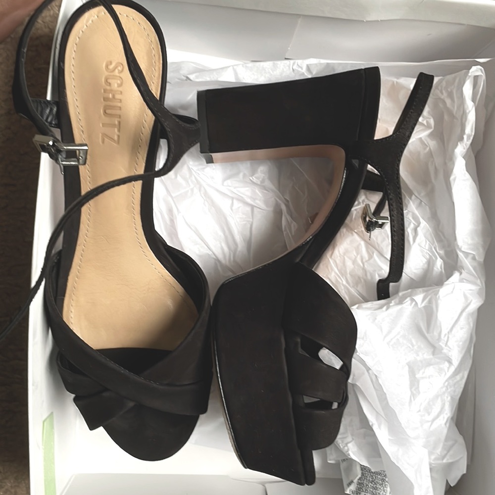 Sschutz Heels Size 8 Need Gone Soon Inbox For Det… - image 1